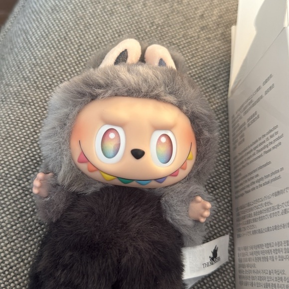 labubu secret “ID” authentic - Picture 3 of 7